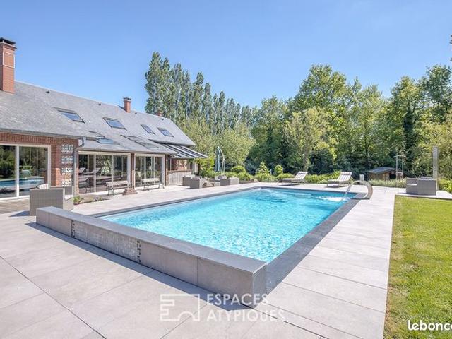 Propriété 8 pièces 339 m²