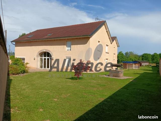 Propriété 8 pièces 345 m²