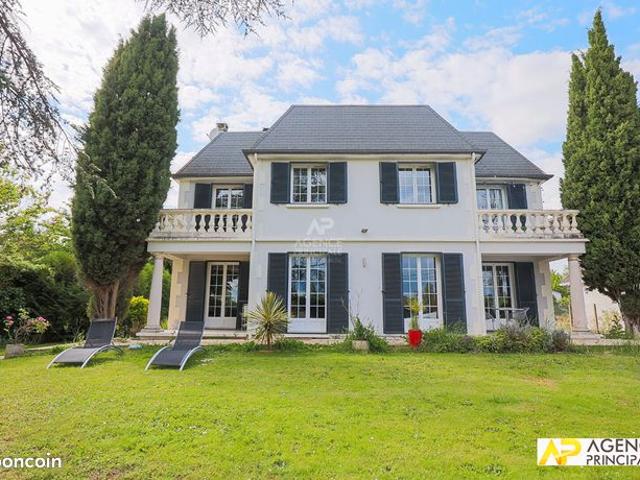 Propriété 8 pièces 340 m²