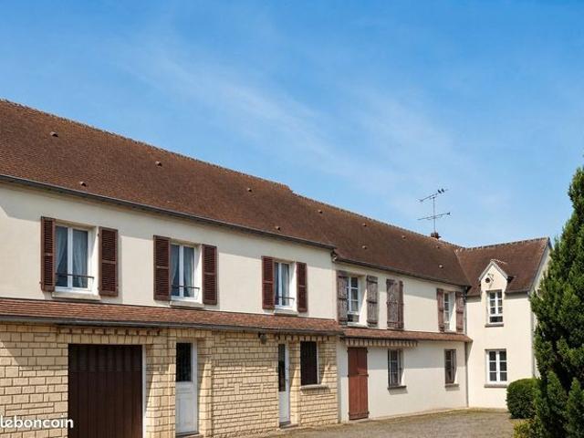 Propriété 8 pièces 340 m²