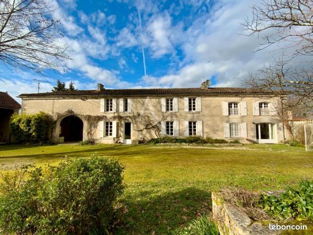 Propriété 8 pièces 340 m²