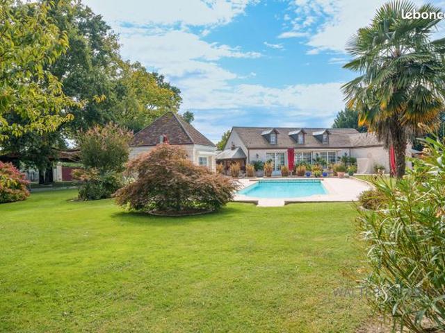Propriété 8 pièces 350 m²
