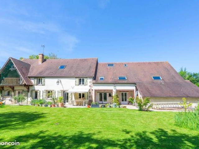 Propriété 8 pièces 450 m²