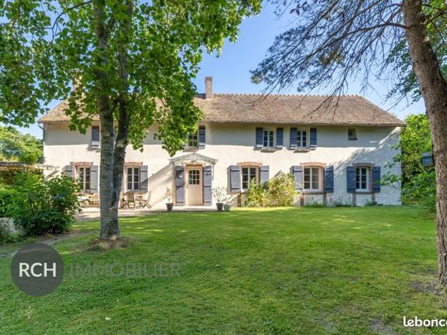 Propriété 8 pièces 350 m²