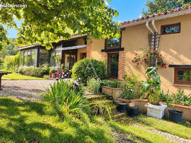 Propriété 8 pièces 365 m²