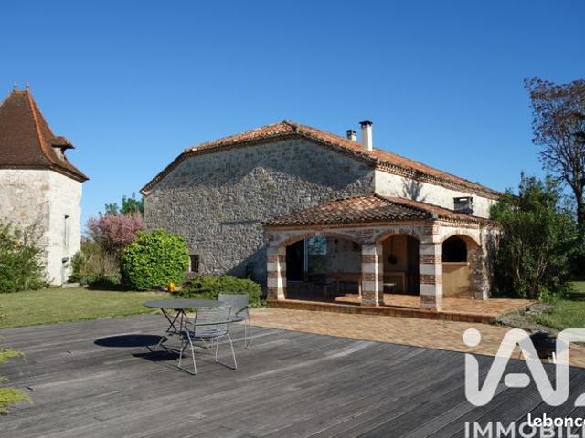 Propriété 8 pièces 360 m²