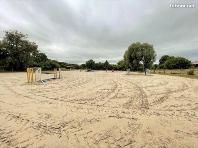 Propriété 8 pièces 360 m²