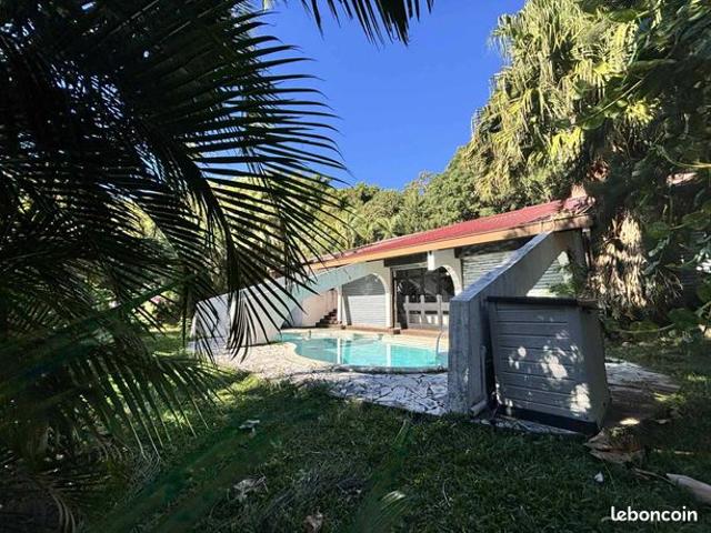 Propriété 8 pièces 360 m²