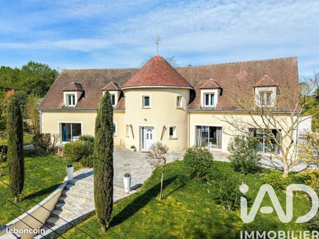 Propriété 8 pièces 375 m²
