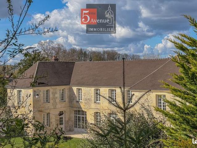 Propriété 8 pièces 400 m²