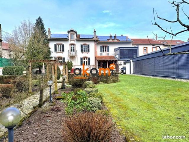 Propriété 8 pièces 432 m²