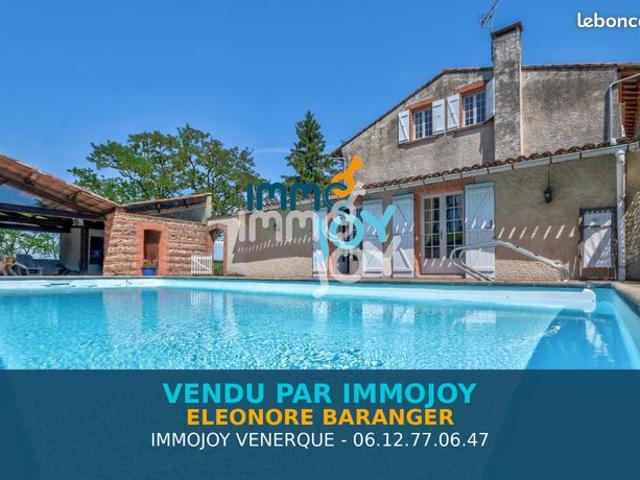Propriété 8 pièces 450 m²