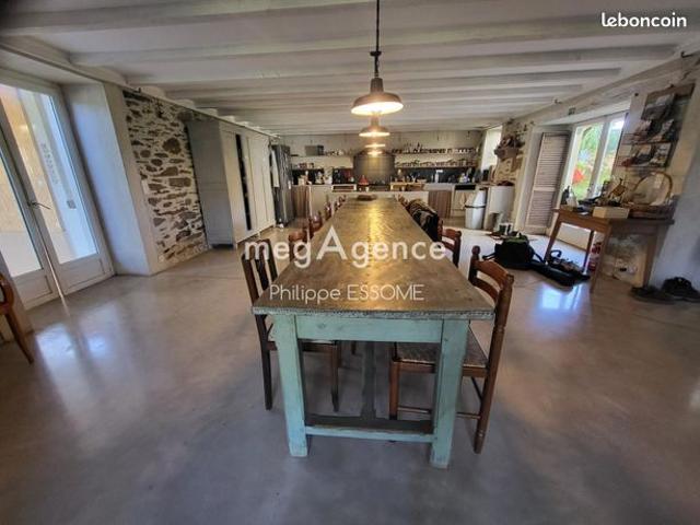 Propriété 8 pièces 450 m²