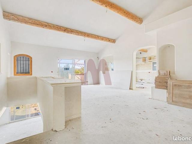 Propriété 8 pièces 550 m²