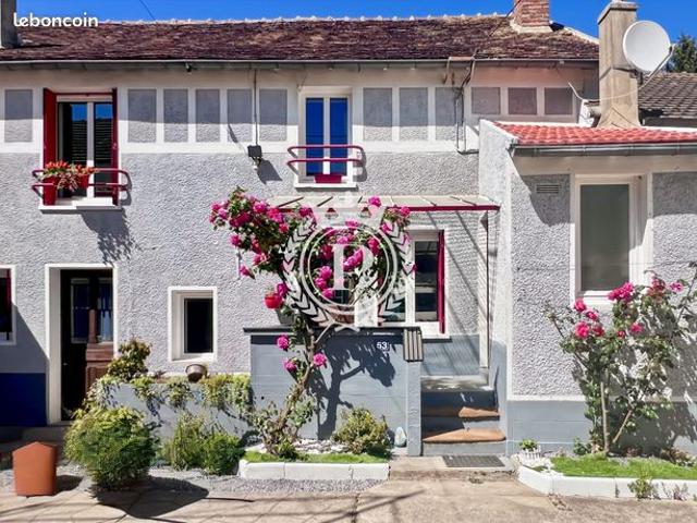 Propriété 8 pièces 99 m²