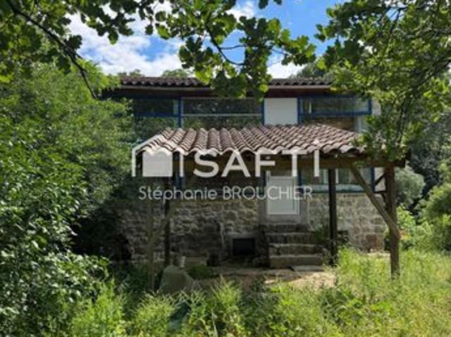 Propriété 9 pièces 137 m²