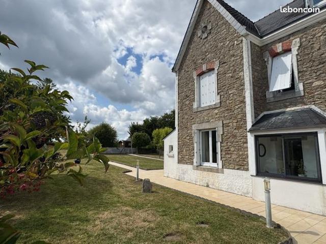 Propriété 9 pièces 145 m²