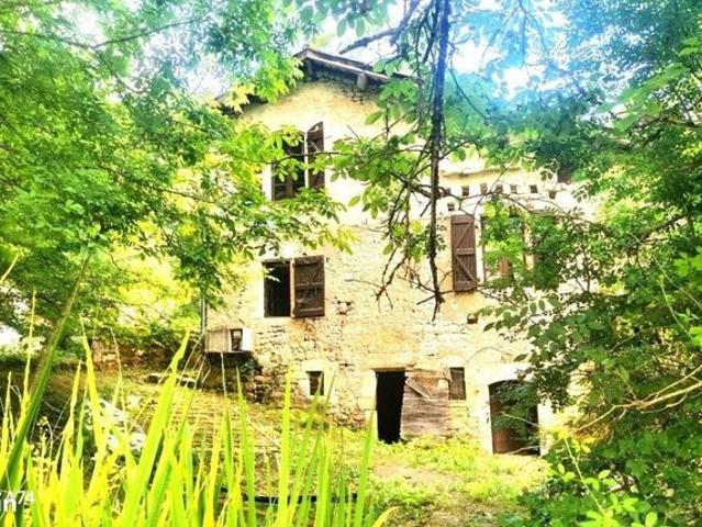 Propriété 9 pièces 147 m²