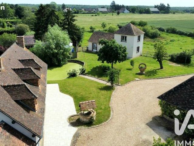 Propriété 9 pièces 148 m²