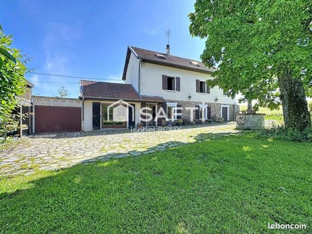 Propriété 9 pièces 158 m²