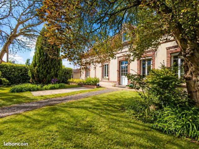Propriété 9 pièces 164 m²