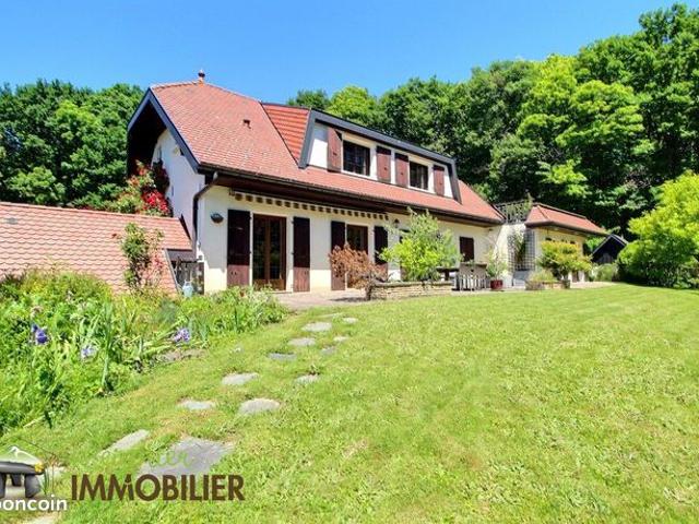 Propriété 9 pièces 165 m²