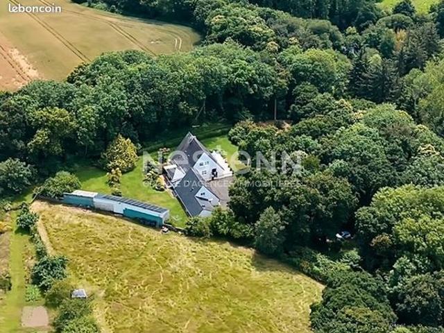 Propriété 9 pièces 165 m²