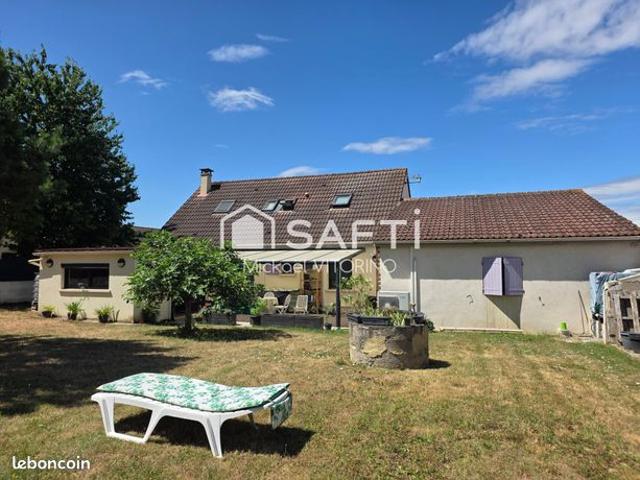 Propriété 9 pièces 166 m²