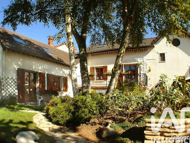 Propriété 9 pièces 178 m²