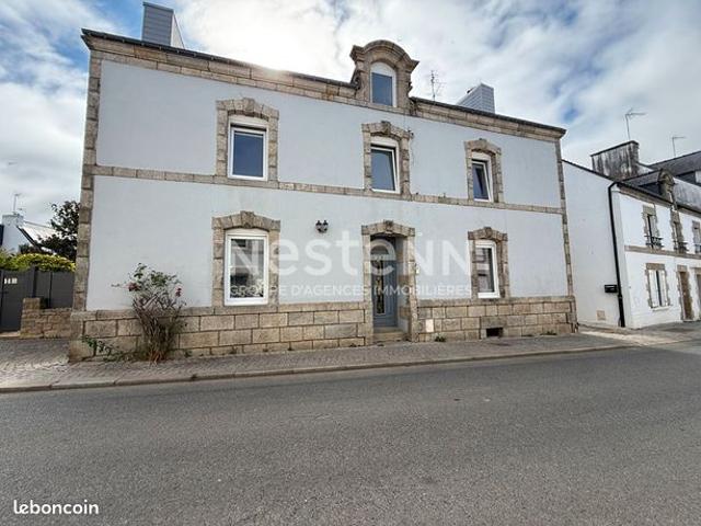 Propriété 9 pièces 178 m²