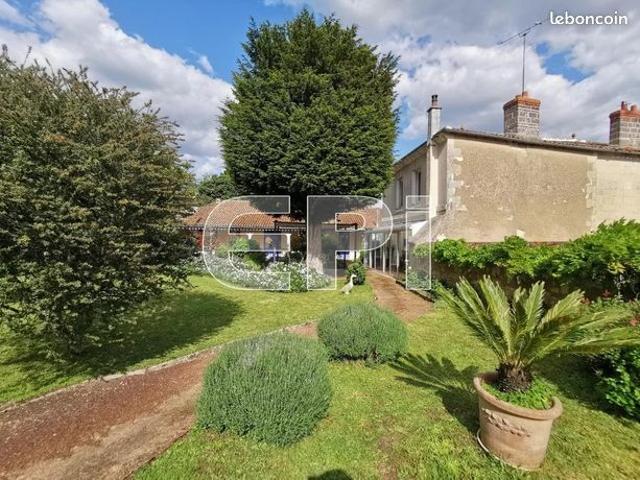 Propriété 9 pièces 171 m²