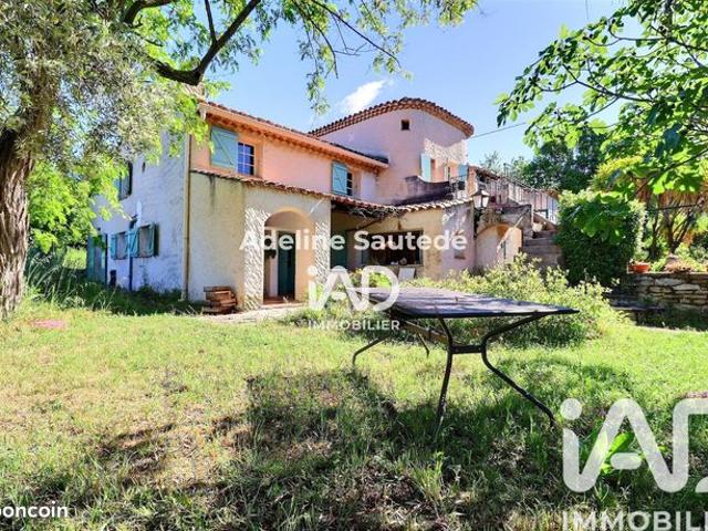 Propriété 9 pièces 173 m²