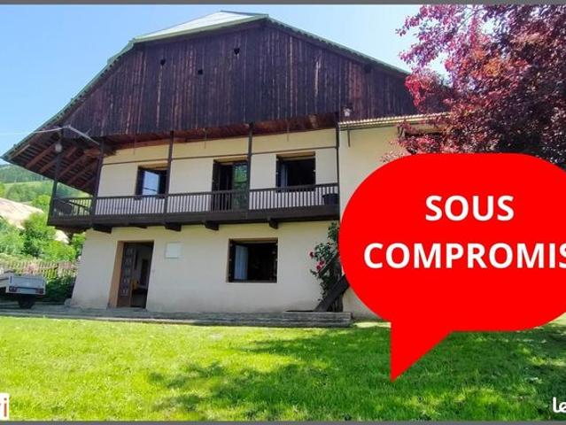 Propriété 9 pièces 184 m²