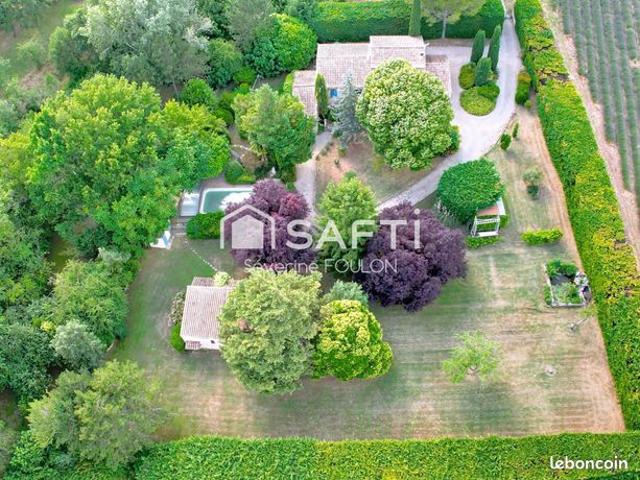 Propriété 9 pièces 185 m²