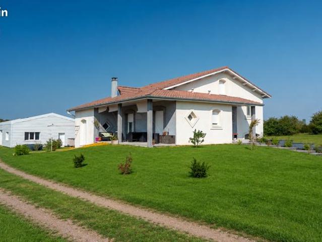 Propriété 9 pièces 185 m²