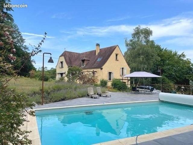 Propriété 9 pièces 186 m²