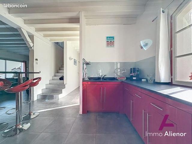 Propriété 9 pièces 188 m²