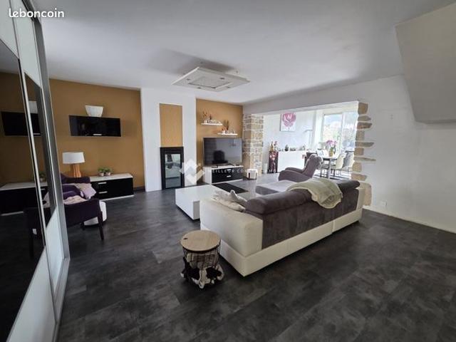 Propriété 9 pièces 181 m²
