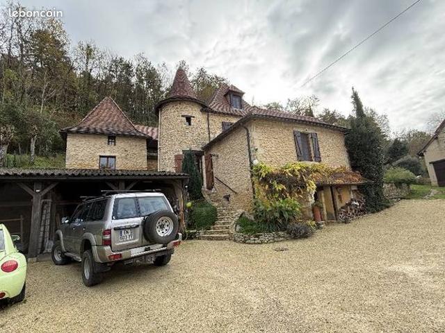 Propriété 9 pièces 182 m²
