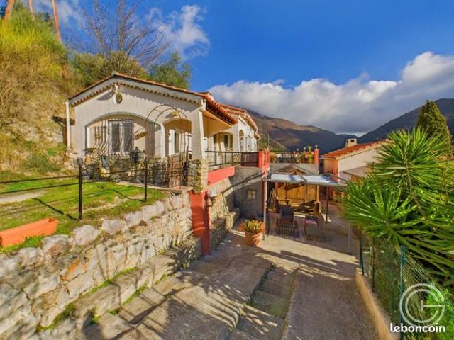 Propriété 9 pièces 183 m²