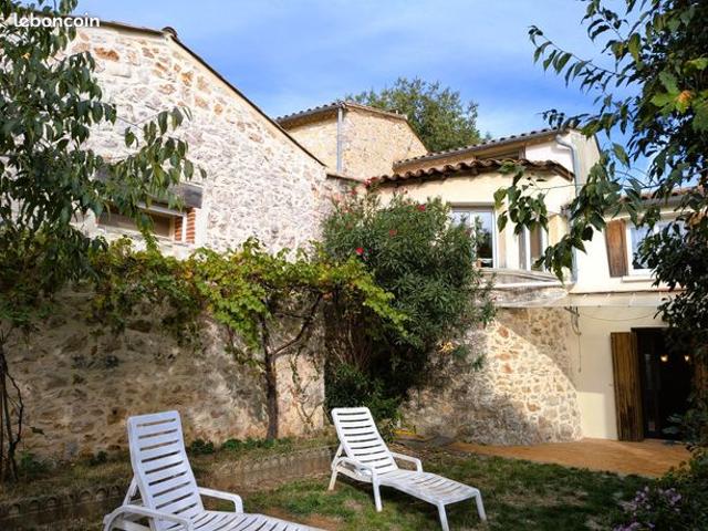 Propriété 9 pièces 195 m²