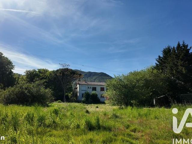 Propriété 9 pièces 195 m²