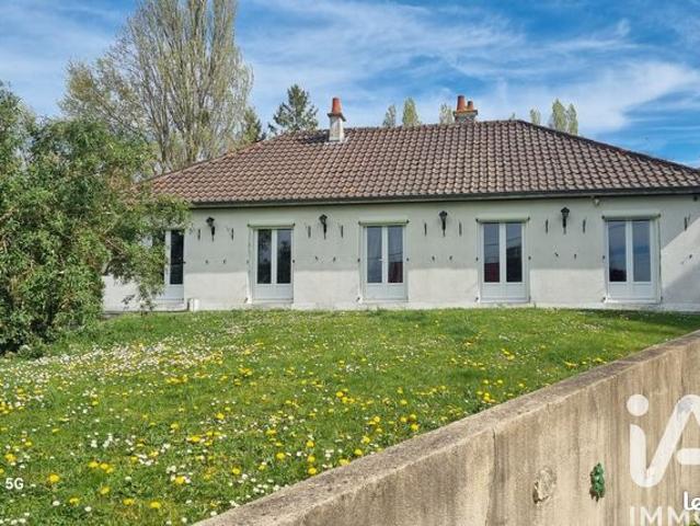 Propriété 9 pièces 192 m²