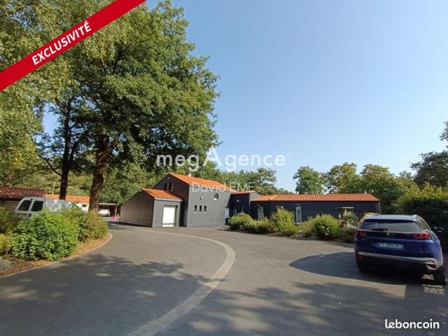 Propriété 9 pièces 192 m²