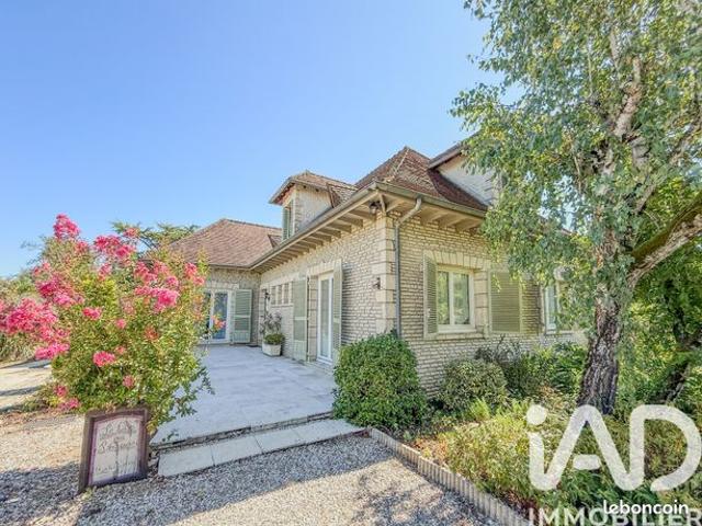 Propriété 9 pièces 193 m²