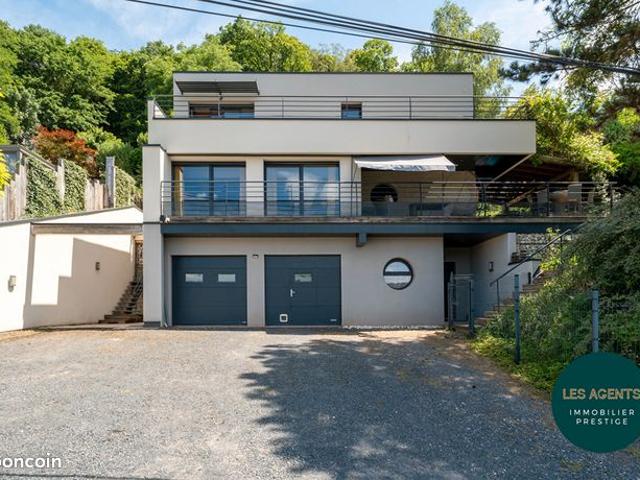 Propriété 9 pièces 206 m²