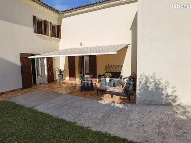 Propriété 9 pièces 208 m²