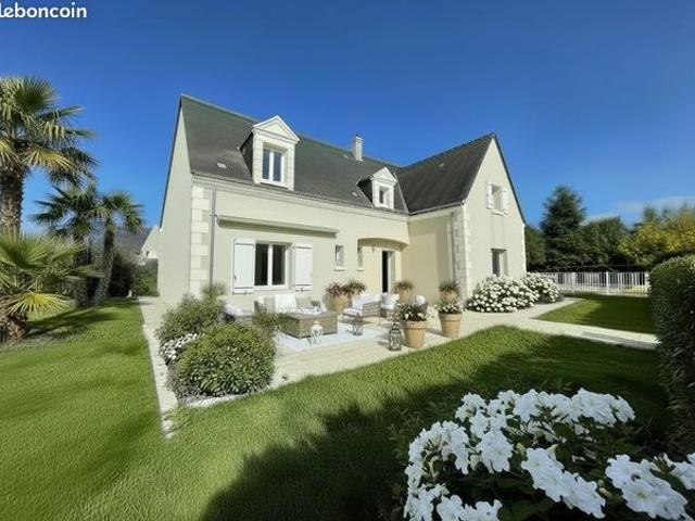 Propriété 9 pièces 208 m²