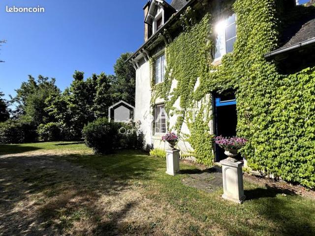 Propriété 9 pièces 209 m²