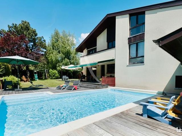 Propriété 9 pièces 200 m²